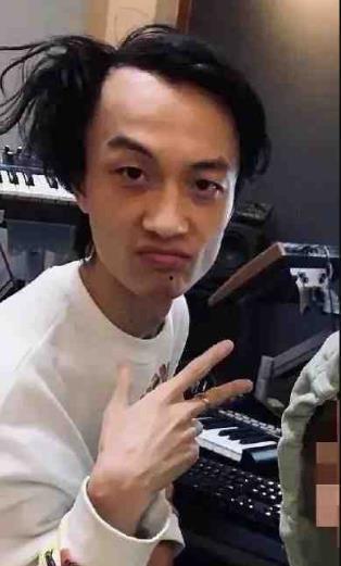 许淇杰前女友爆料视频,揭秘昔日恋情内幕