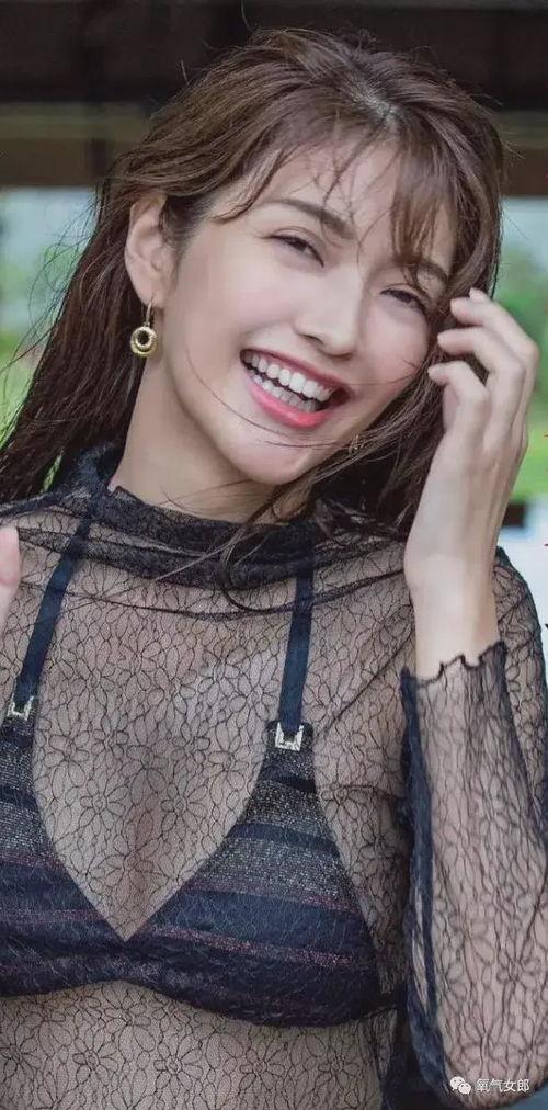 日本演过纯欲明星,魅力四溢的性感演绎